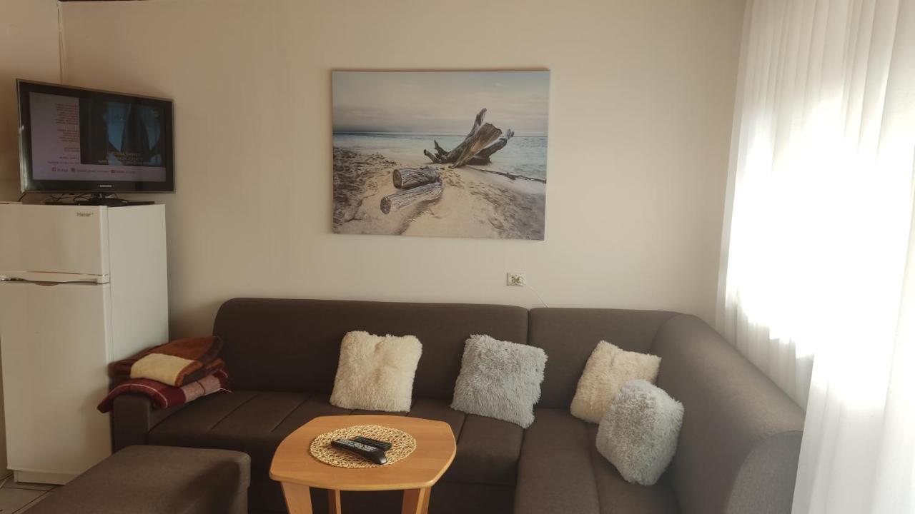 Domek Na Zaciszu Rowy  Exteriör bild